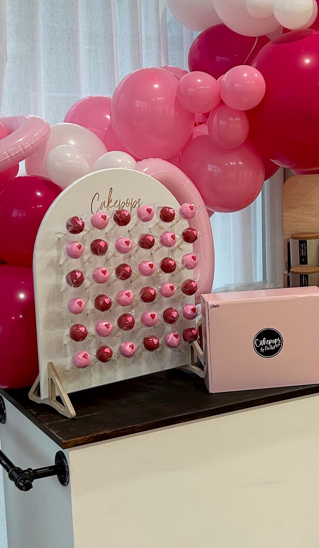 Cakepop Wall - Comes with 36 cakepops!